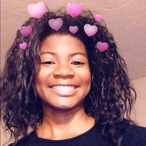 Meet your Posher, Nina